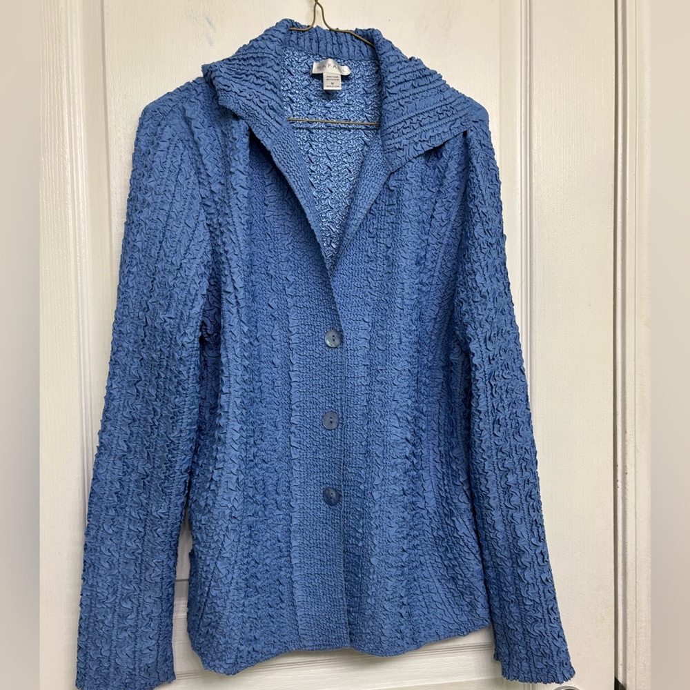 Rafael Wonen's Blue Boucle Knit Women's Cardigan With Mother of Pearl Buttons M
